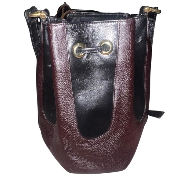 Like New Vintage Handcrafted Leather Goods Brown Leather Drawstring Bucket Bag - Picture 4 of 11